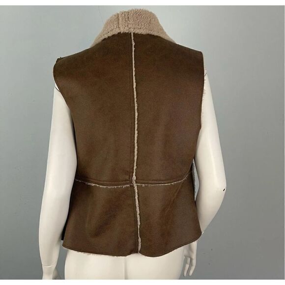 DYLAN Women's L Brown Faux
Vegan Suede Shearling Cozy Open
Front Vest - Picture 2 of 8